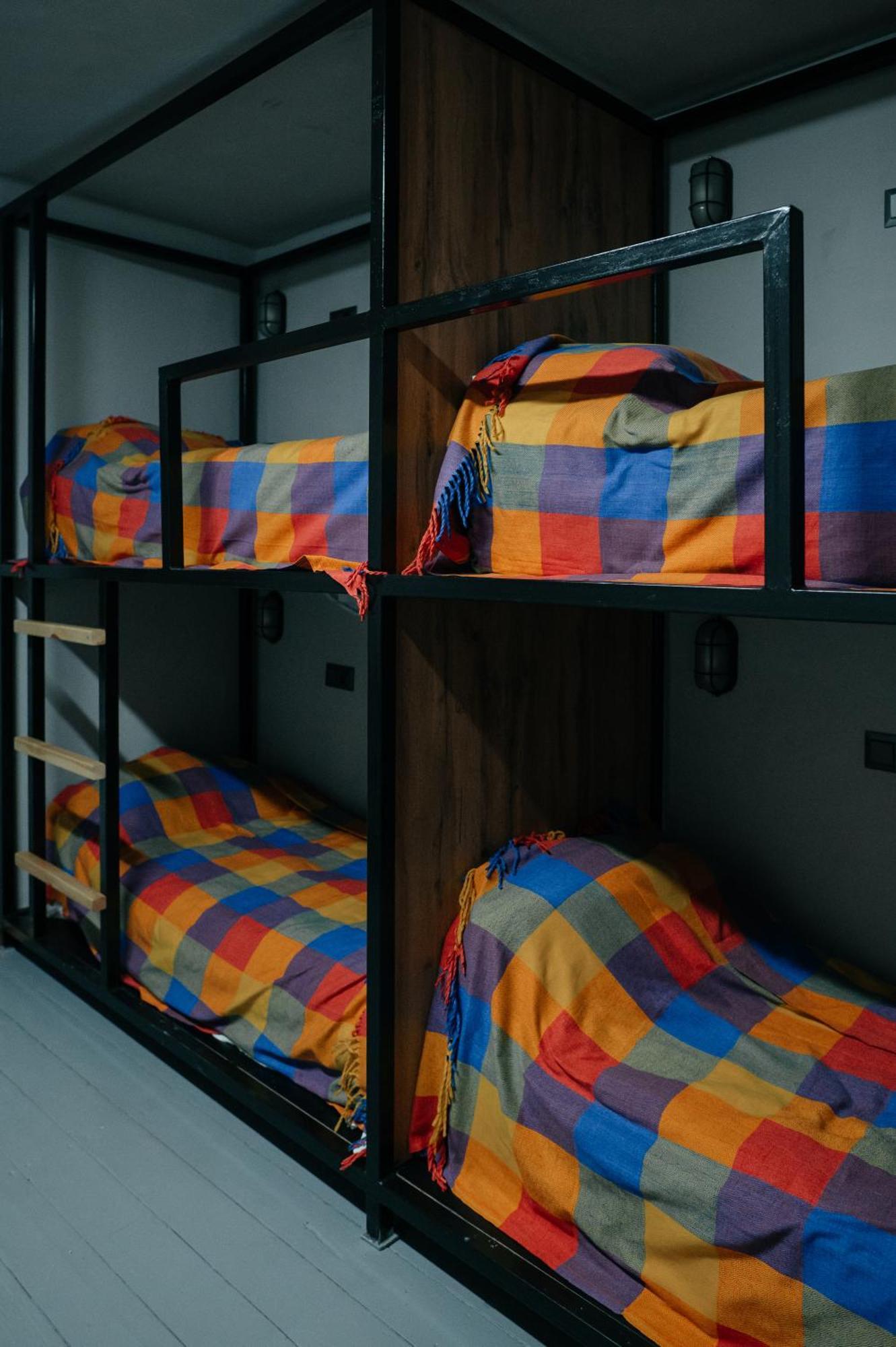 Mine Hostel Dzhergalan Jyrgalan Kültér fotó