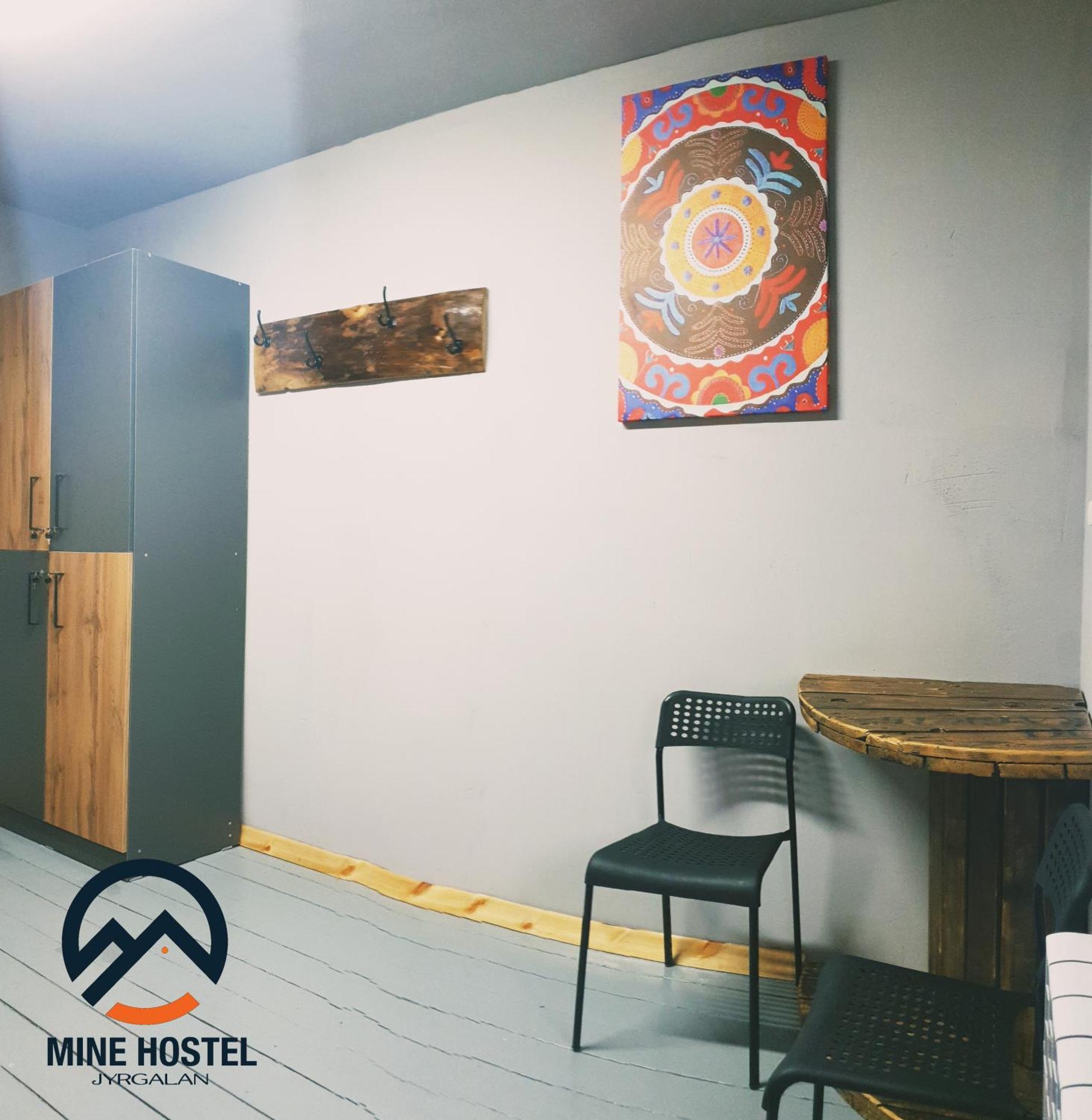 Mine Hostel Dzhergalan Jyrgalan Kültér fotó