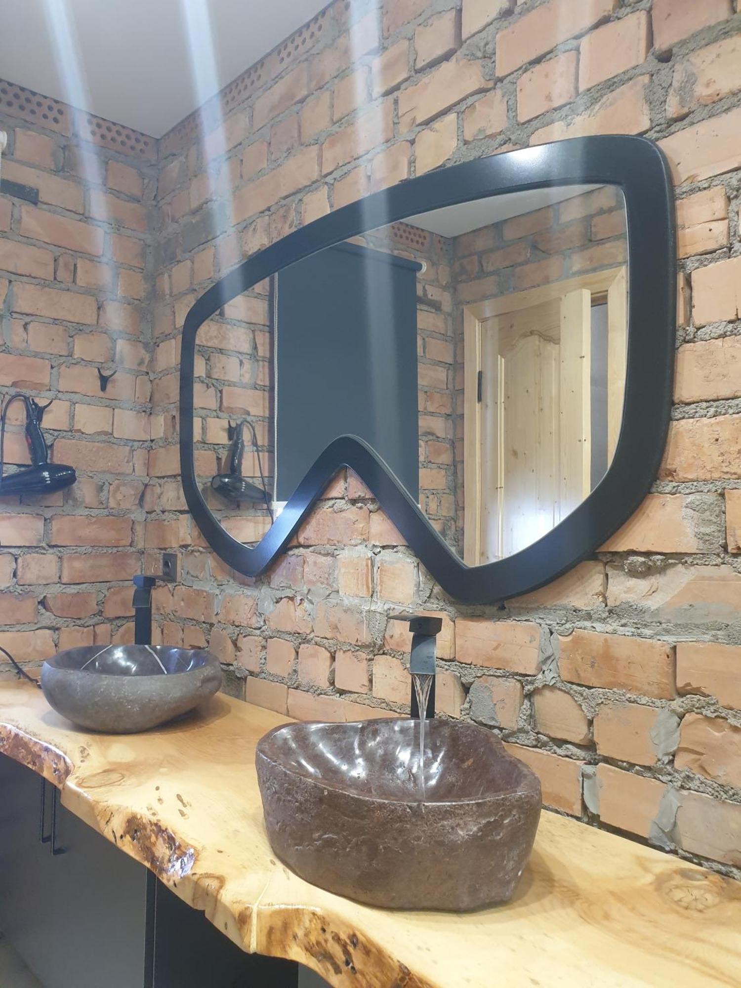 Mine Hostel Dzhergalan Jyrgalan Kültér fotó