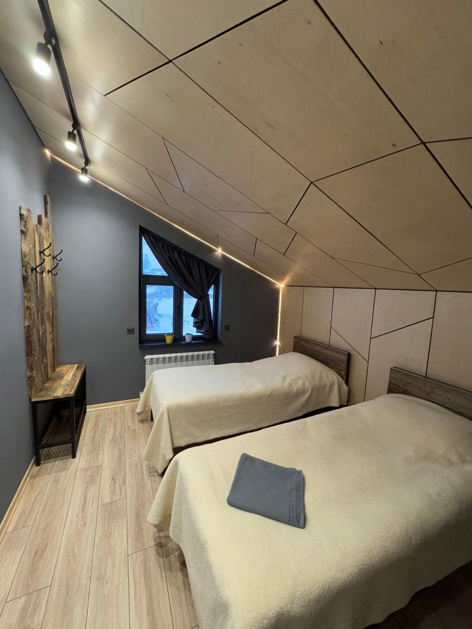 Mine Hostel Dzhergalan Jyrgalan Kültér fotó